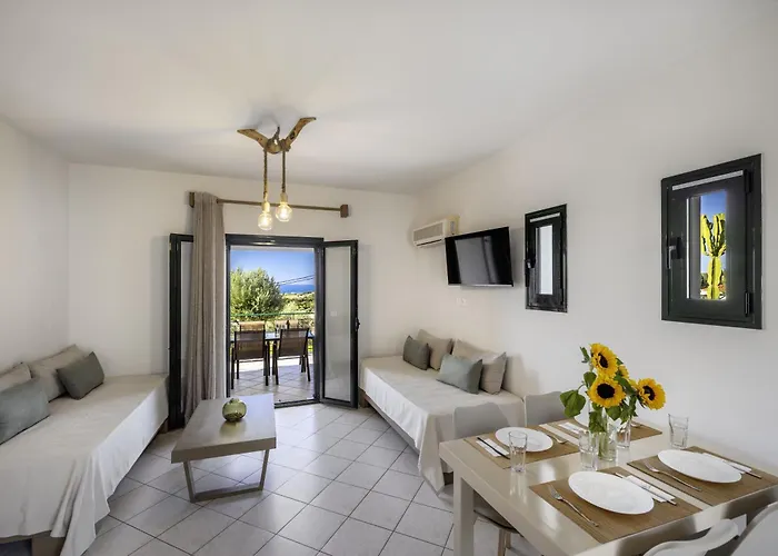 בית נופש Kefalonian Oneira *