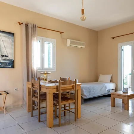 Kefalonian Oneira Tatil Evi *