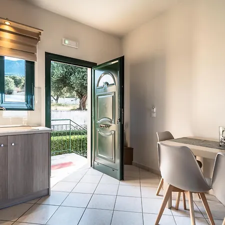 Kefalonian Oneira Tatil Evi *