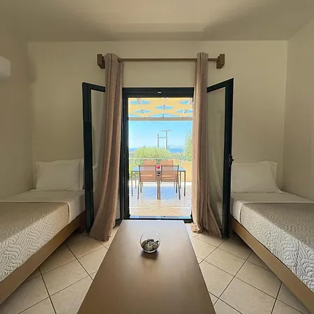 Kefalonian Oneira * Μουσάτα